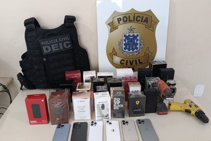 Foto: Divulgação - Polícia recupera iPhones e perfumes importados furtados em loja no centro de Eunápolis
