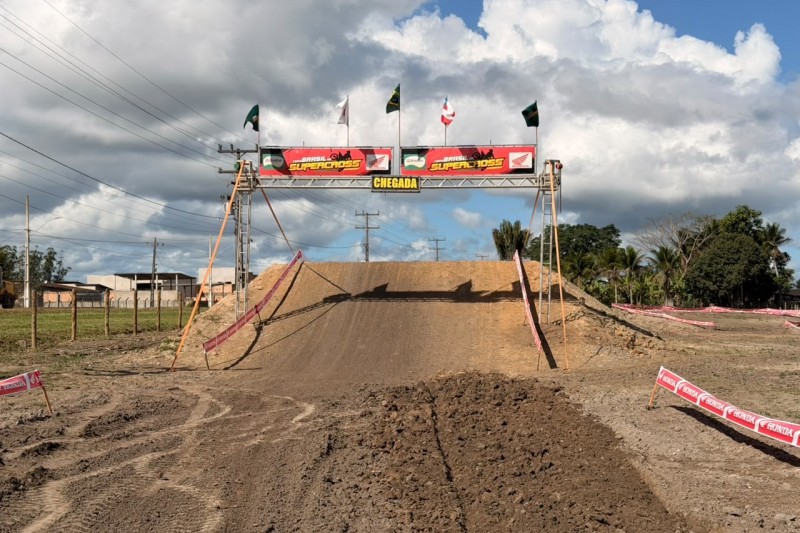 Foto: Divulgação - Itabela recebe neste fim de semana a 4ª etapa da Copa Brasil de Supercross com R$ 35 mil em premiação
