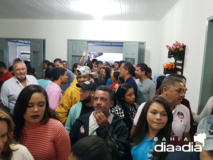 Popula��o p�de conhecer como ficou a nova sede. (Foto: Alex Gon�alves/BAHIA DIA A DIA)