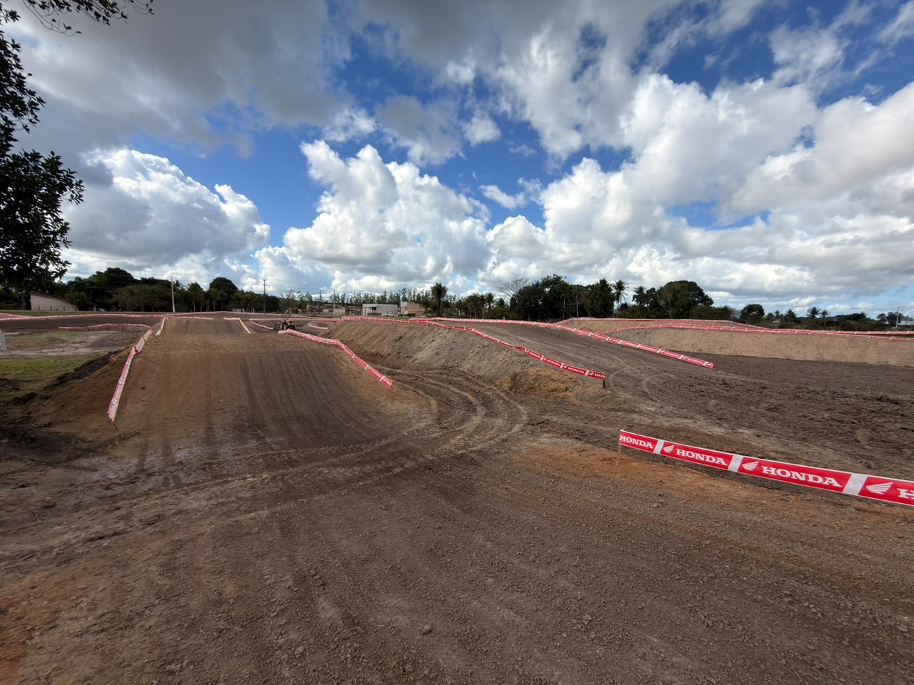 Itabela recebe neste fim de semana a 4� etapa da Copa Brasil de Supercross com R$ 35 mil em premia��o