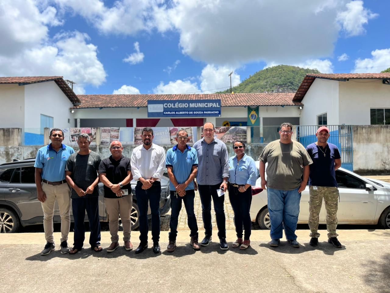 Prefeito Ricardo Flauzino autoriza reforma do Colégio Carlos Alberto Parracho em Montinho Prefeito Ricardo Flauzino autoriza reforma do Colégio Carlos Alberto Parracho em Montinho