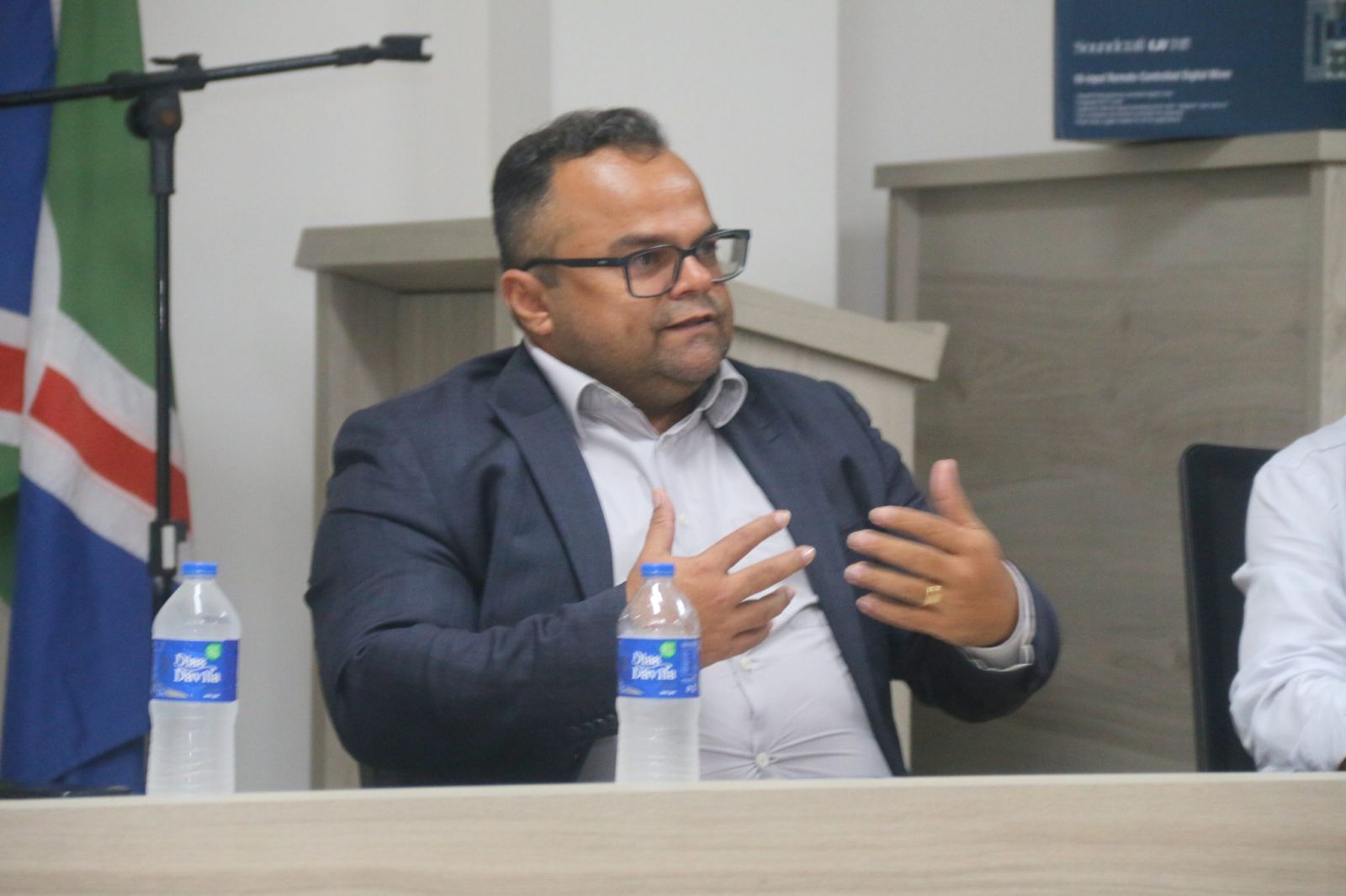 Dr. Luciano Neves de Almeida, advogado e consultor jurídico especializado em direito administrativo. (Foto: Beto Muniz/Giro Bahia)