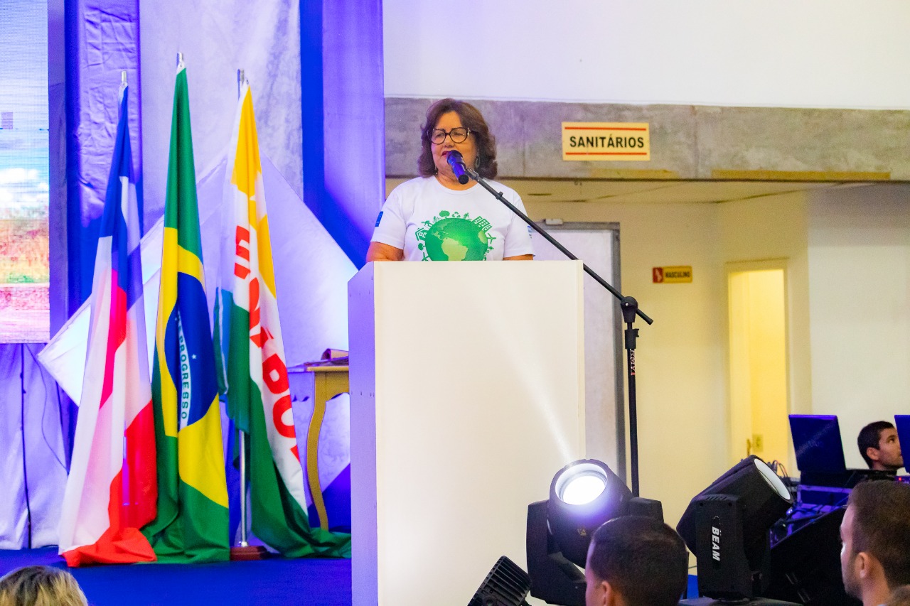 Secretária de educação Maureen Lacerda Souza, reafirmou o compromisso da gestão com a qualidade da educação em Eunápolis. (Foto: Divulgação/Ascom)