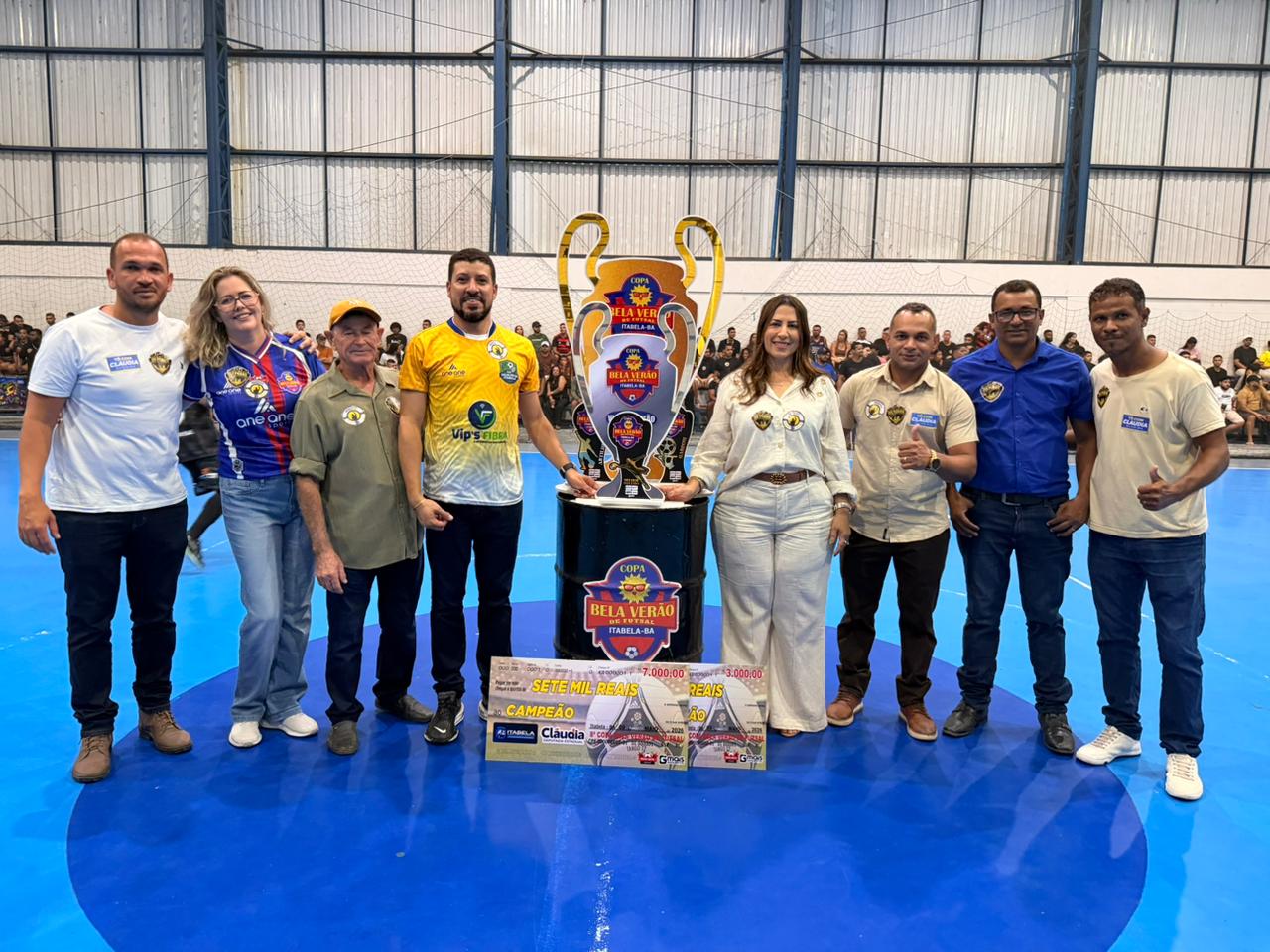 Prefeito Flauzino e deputada Cláudia Oliveira acompanham final histórica da Copa Bela Verão de Futsal 2026 em Itabela Prefeito Flauzino e deputada Cláudia Oliveira acompanham final histórica da Copa Bela Verão de Futsal 2026 em Itabela