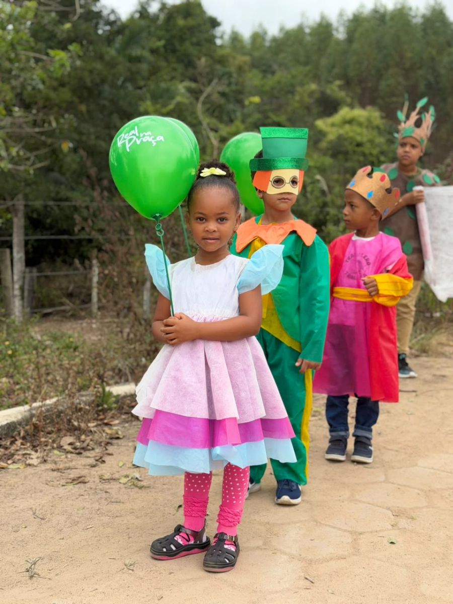 Escola do Campo Frutos da Terra celebra Independência com desfile cívico e encanta público Escola do Campo Frutos da Terra celebra Independência com desfile cívico e encanta público