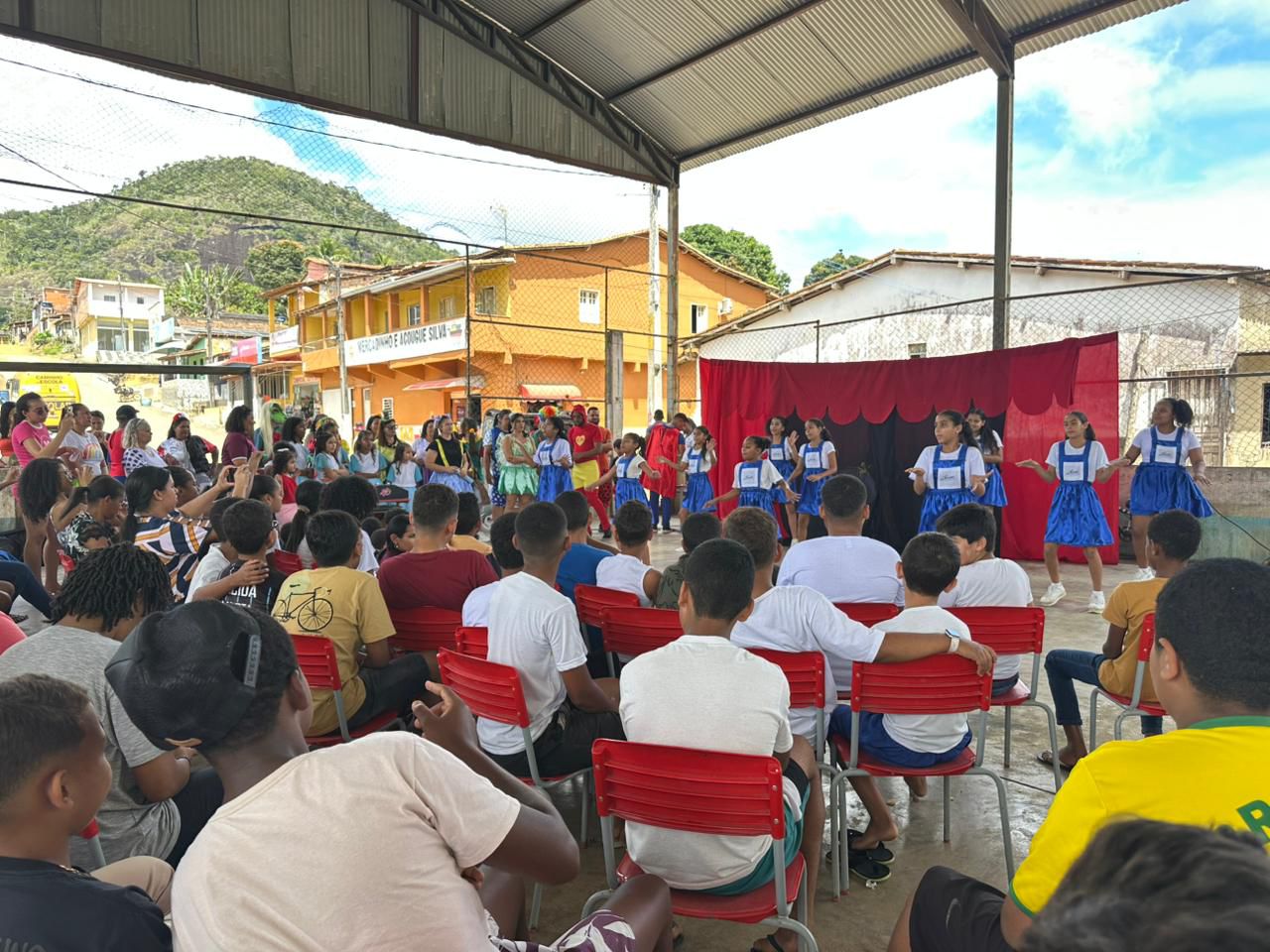 Caravana da Alegria: Ação da Prefeitura leva brincadeiras, diversão e música para Itabela e distritos Caravana da Alegria: Ação da Prefeitura leva brincadeiras, diversão e música para Itabela e distritos